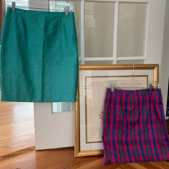 Two 100% silk designer skirts. - Picture 2 of 8
